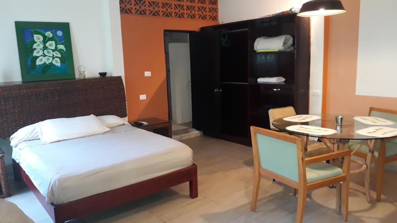 Bea Rooms And Studios 科苏梅尔 外观 照片